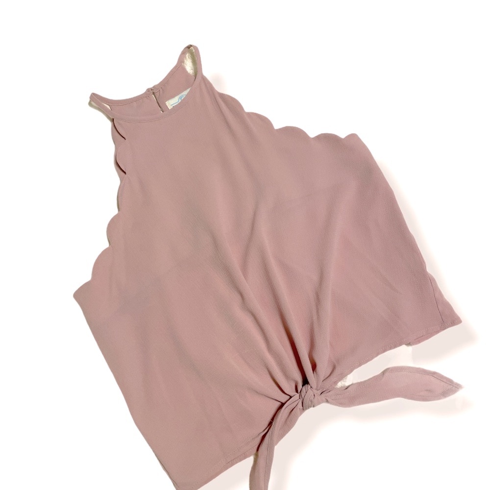 Francesca’s top blush color halter